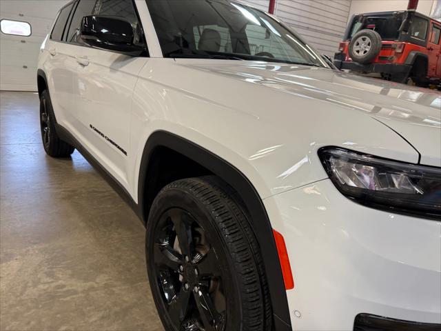 2023 Jeep Grand Cherokee L Limited 4x4