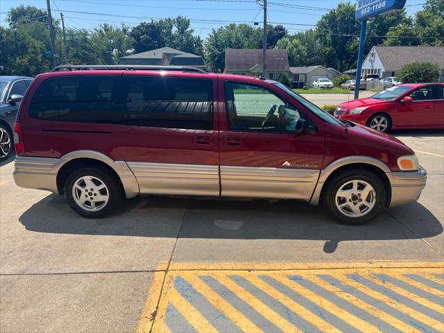 2004 Pontiac Montana T16 w/1SX Pkg.