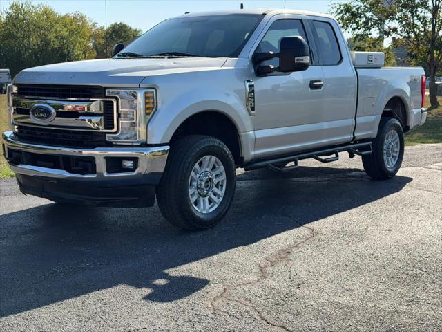 2019 Ford F-250 XLT Pickup 4D 6 3/4 ft