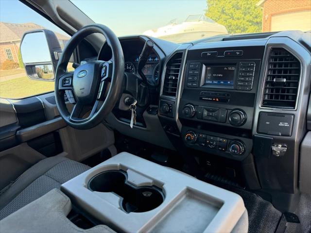 2019 Ford F-250 XLT Pickup 4D 6 3/4 ft