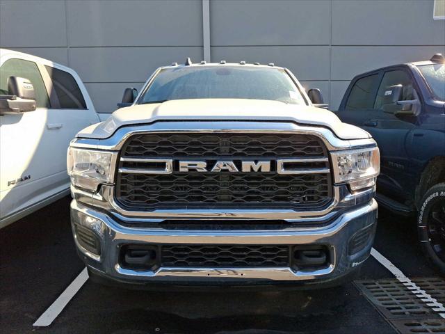 2024 RAM Ram 3500 RAM 3500 TRADESMAN REGULAR CAB 4X4 8 BOX