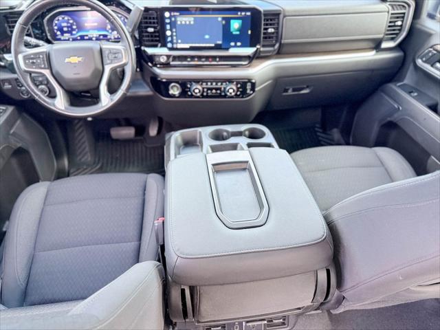 2022 Chevrolet Silverado 1500 4WD Crew Cab Short Bed LT with 2FL 2022 Chevrolet Silverado 1500 4WD Crew Cab Short Bed LT with 2FL