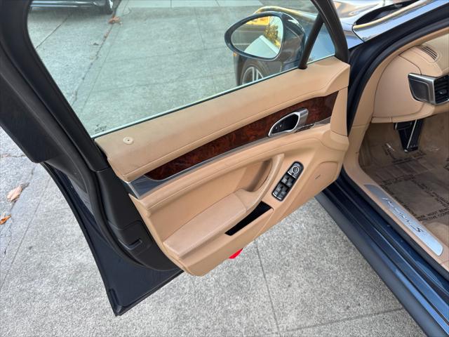 2013 Porsche Panamera S