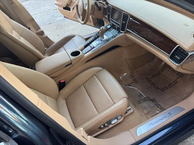 2013 Porsche Panamera S