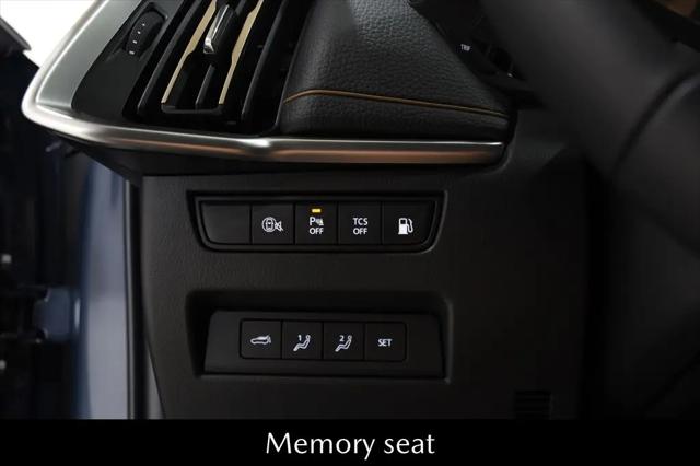 2025 Mazda CX-70 Premium Package