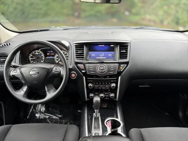 2020 Nissan Pathfinder S 4WD