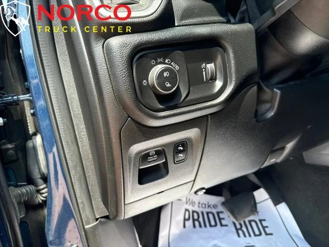 2020 Ram 1500 Big Horn Crew Cab 4x2 5'7" Box