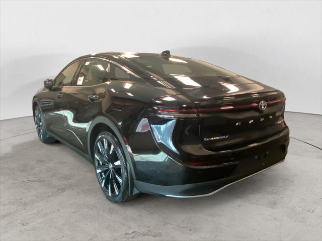 2025 Toyota Crown Platinum