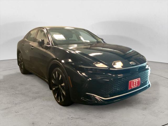 2025 Toyota Crown Platinum