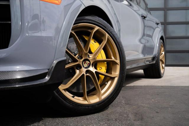 2024 Porsche Cayenne Turbo GT