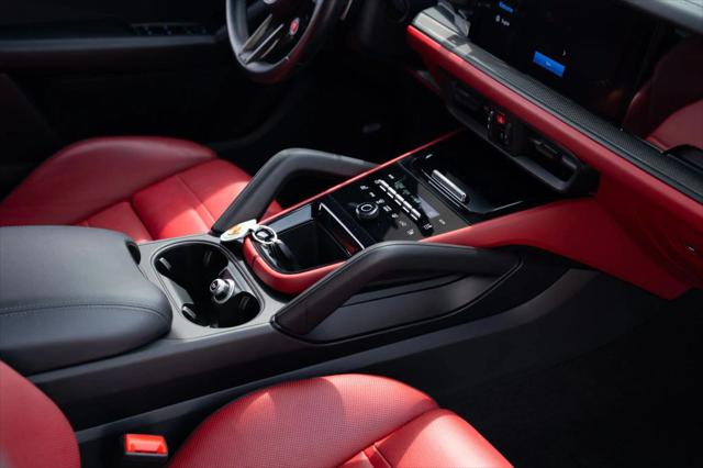 2024 Porsche Cayenne Turbo GT