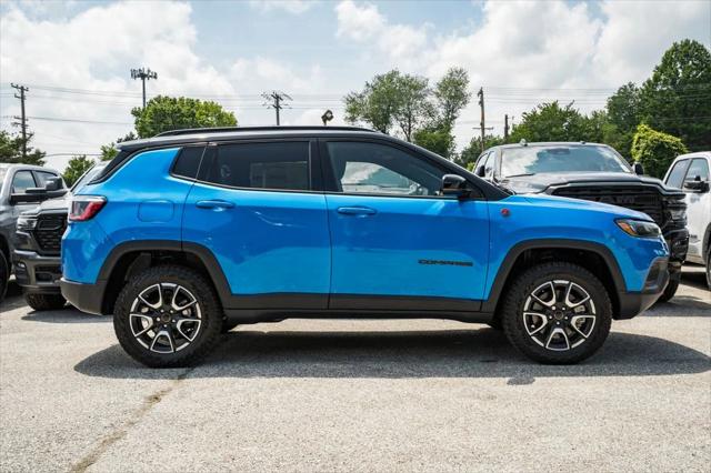 2025 Jeep Compass COMPASS TRAILHAWK 4X4