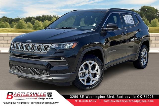 2025 Jeep Compass COMPASS LATITUDE 4X4