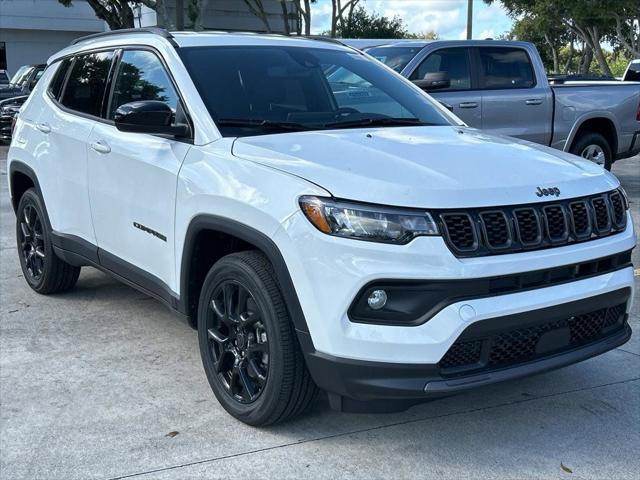 2025 Jeep Compass COMPASS LATITUDE 4X4