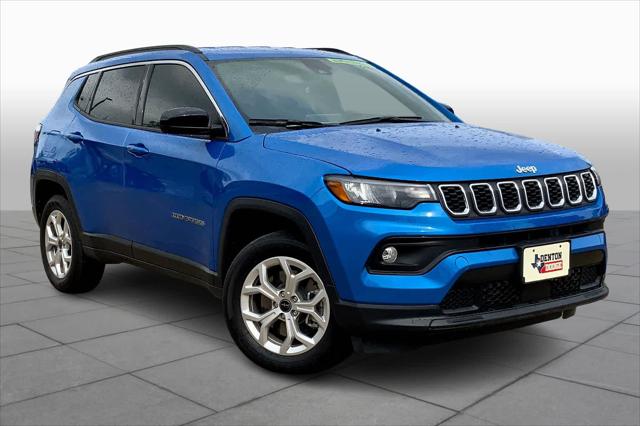 2025 Jeep Compass COMPASS LATITUDE 4X4