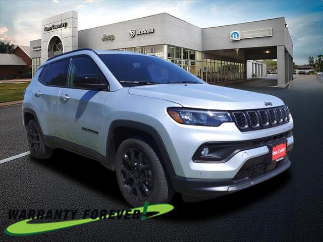 2025 Jeep Compass COMPASS LATITUDE 4X4