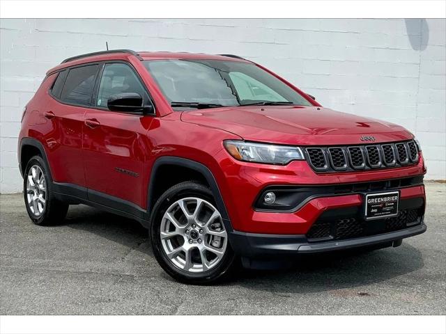 2025 Jeep Compass COMPASS LATITUDE 4X4