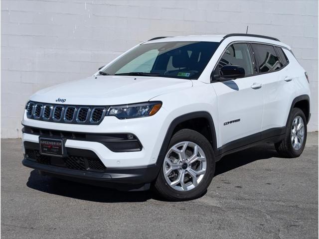 2025 Jeep Compass COMPASS LATITUDE 4X4