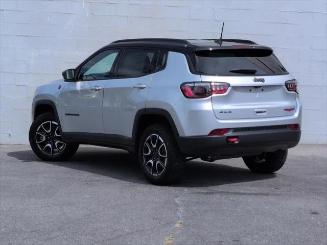 2025 Jeep Compass COMPASS TRAILHAWK 4X4