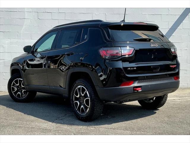 2025 Jeep Compass COMPASS TRAILHAWK 4X4