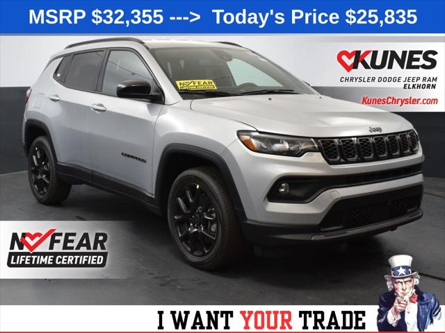 2025 Jeep Compass COMPASS LATITUDE 4X4