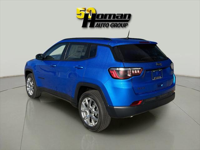 2025 Jeep Compass COMPASS LATITUDE 4X4