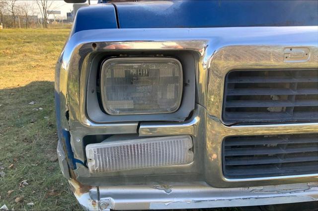 1992 Dodge D250 Unknown