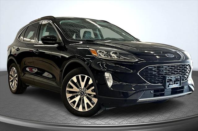 2021 Ford Escape Titanium Hybrid
