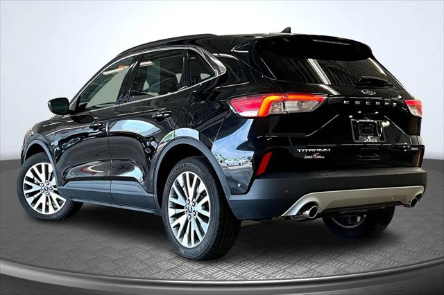 2021 Ford Escape Titanium Hybrid