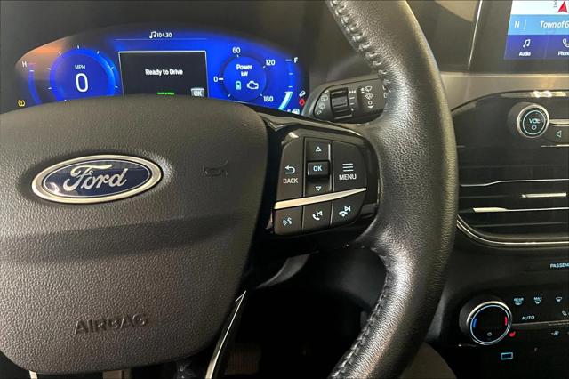 2021 Ford Escape Titanium Hybrid