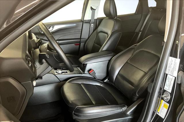 2021 Ford Escape Titanium Hybrid