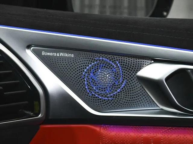 2024 BMW M8 Competition