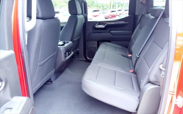 2024 Chevrolet Silverado 1500 4WD Crew Cab Standard Bed LT Trail Boss