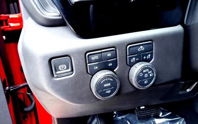 2024 Chevrolet Silverado 1500 4WD Crew Cab Standard Bed LT Trail Boss