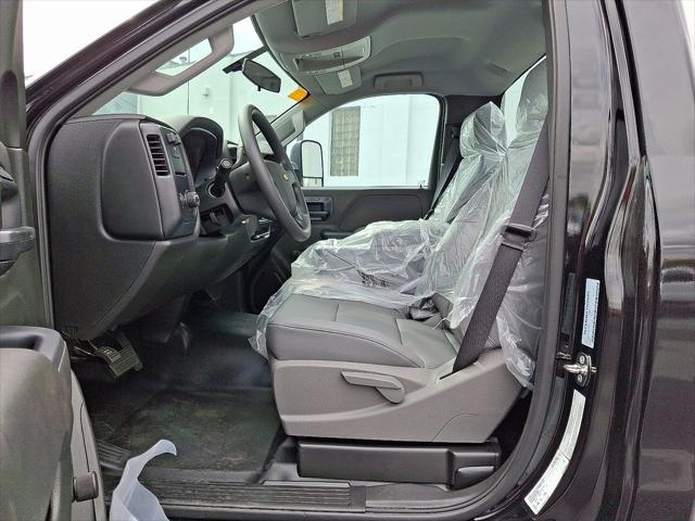 2024 Chevrolet Silverado 6500HD 1WT