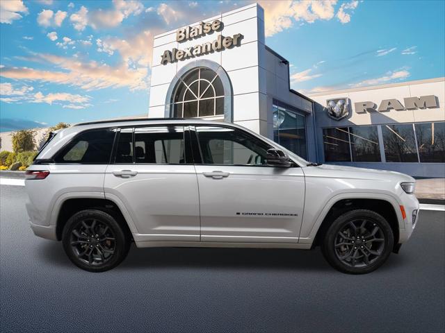 2024 Jeep Grand Cherokee 4xe Anniversary Edition