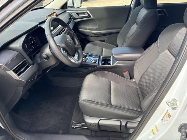 2024 Mitsubishi Outlander PHEV ES S-AWC