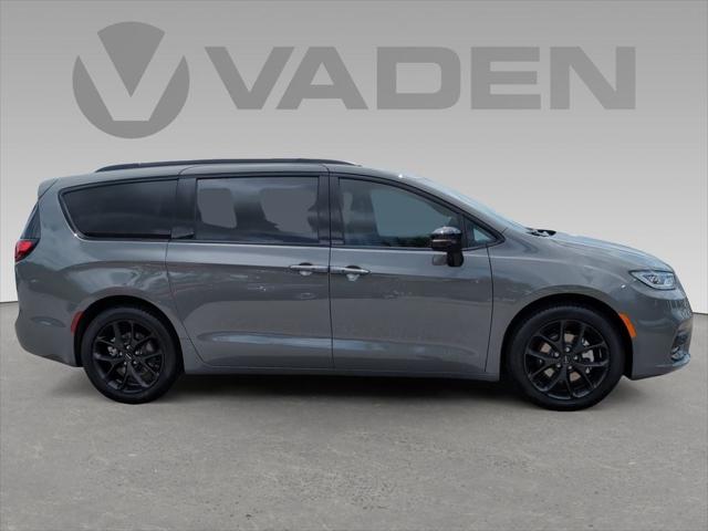 2024 Chrysler Pacifica PACIFICA LIMITED