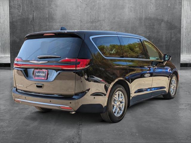 2024 Chrysler Pacifica PACIFICA TOURING L