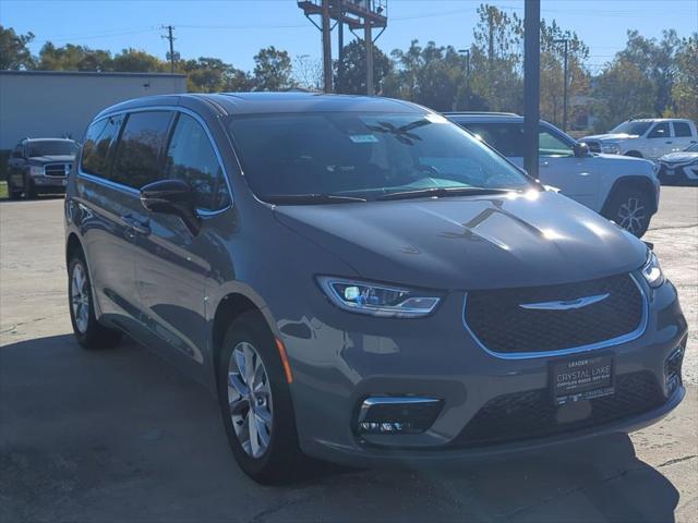 2024 Chrysler Pacifica PACIFICA TOURING L AWD