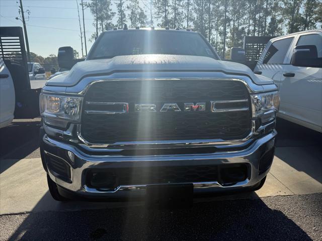 2024 RAM Ram 5500 Chassis Cab RAM 5500 TRADESMAN CHASSIS CREW CAB 4X4 84 CA
