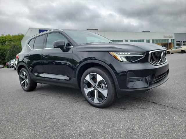 2025 Volvo XC40 B5 Core Bright Theme for sale in Nazareth, PA