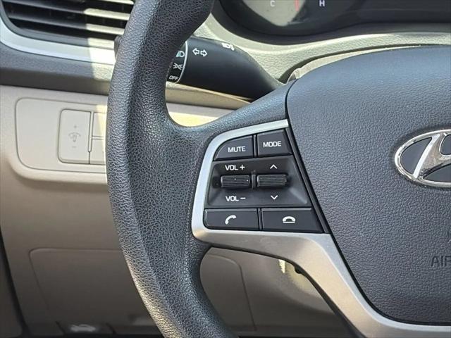 2020 Hyundai Accent SE