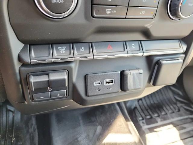 2024 Chevrolet Silverado 3500HD CC Work Truck