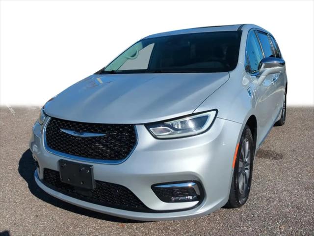 2022 Chrysler Pacifica Hybrid Limited for sale in Wesley Chapel, FL