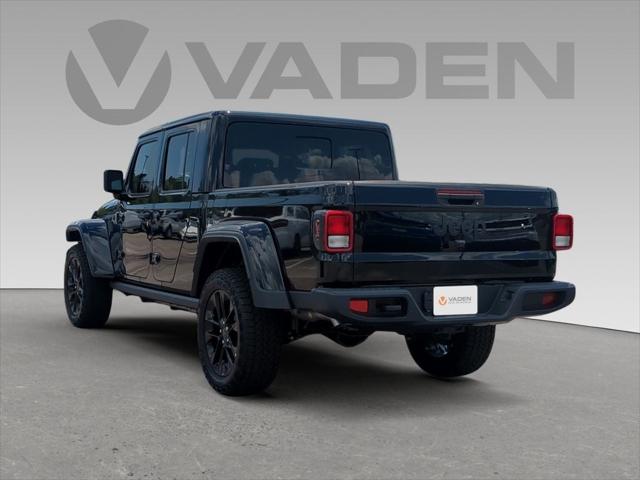 2024 Jeep Gladiator GLADIATOR NIGHTHAWK 4X4 2024 Jeep Gladiator GLADIATOR NIGHTHAWK 4X4