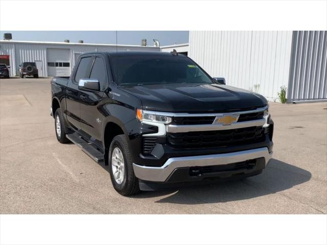 2022 Chevrolet Silverado 1500 4WD Crew Cab Standard Bed LT