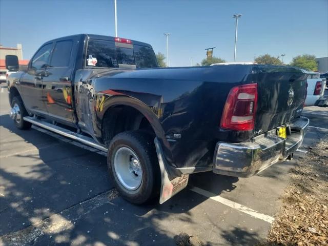 2023 RAM 3500 Tradesman Crew Cab 4x4 8 Box