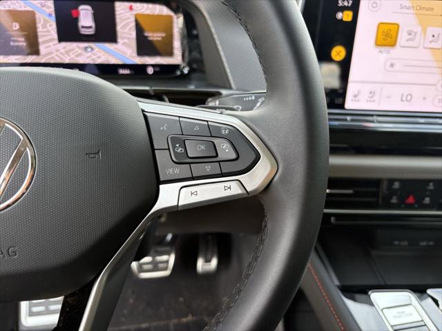 2024 Volkswagen Atlas 2.0T Peak Edition SEL