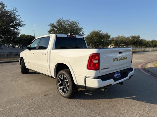 2025 RAM Ram 1500 RAM 1500 LARAMIE CREW CAB 4X2 57 BOX